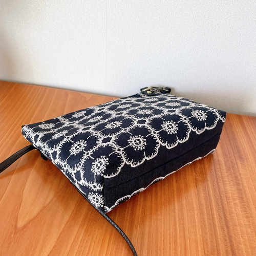 ミナ ペルホネン ハンドメイド ショルダーバッグ ポーチ MN44（A