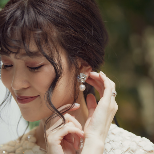 サムシングブルーのクリスタルパールピアス・イヤリング／ウェディング