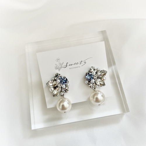 サムシングブルーのクリスタルパールピアス・イヤリング／ウェディング