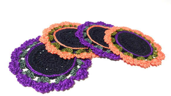 ギザギザお花コースター ハロウィンカラー かぎ編み ハンドメイド 1枚目の画像