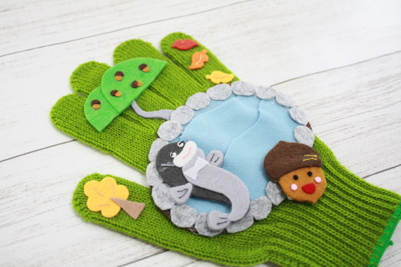 手袋シアター　「どんぐりころころ」 2枚目の画像