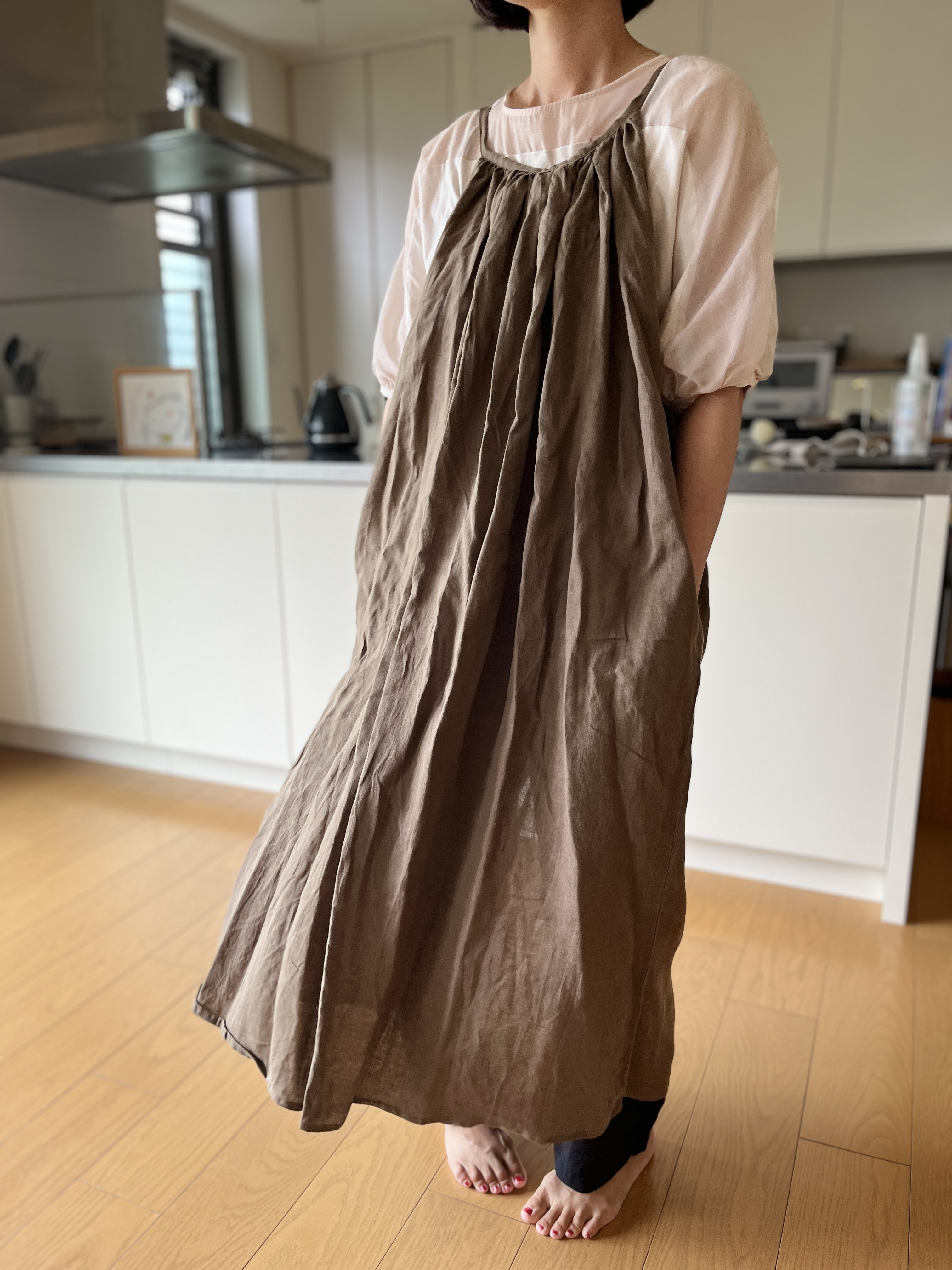 北欧風ナチュラルエプロンドレス♪ギャザーでたっぷりの
