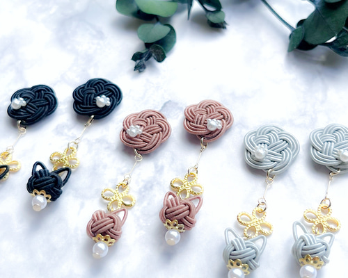 ฅ❤️ レジン　猫　ねこ　白狐　水引　梅結び　 ピアス　和柄　イヤリング　着物 ฅ❤️ レジン 猫 ねこ 白狐 水引 梅結び ピアス 和柄 イヤリング 着物