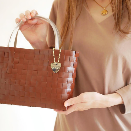 シンプル無地な秋の3色プラカゴバッグS チョコレートブラウン