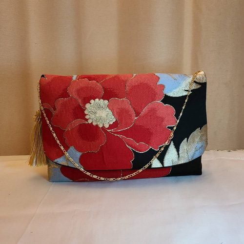 Creema限定♡母の日】モダン花柄シルク着物帯の2waysクラッチバッグ  