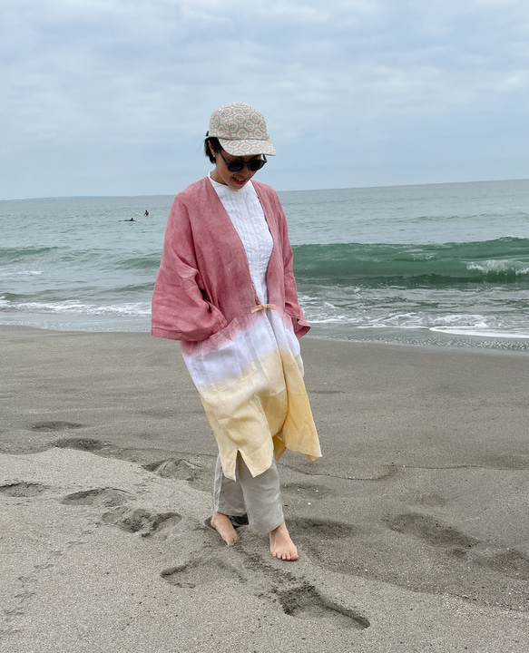 送料無料 ゆったりたっぷりのんびり！フレンチリネン泥染の羽織りコート " Tropical Time "ピンク+イエロー 3枚目の画像