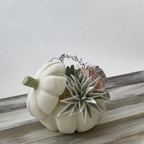 専用 フラワーアレンジ♡⃛パンプキン(ホワイト) ハロウィンアレンジ クレイフラワーのホワイトパンプキン アート