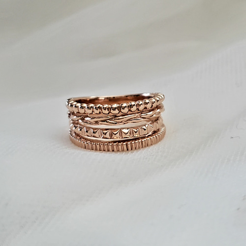 メンズライク、レイヤード4連リング、RS-219ピンクゴールド個性的ペア