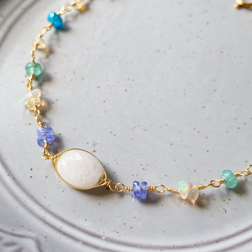 14kgf ムーンストーンとタンザナイト、オパール、エメラルド 天然石の  