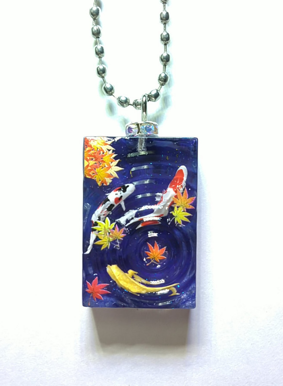 和柄錦鯉(手描き) レジンヘアゴムブローチポニーフックペンダント