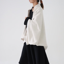 秋冬3way大人の高級メルトンフリースストール／ストールにもアウターにもブランケットにも使い方色々／アイボリー 4枚目の画像