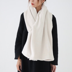 秋冬3way大人の高級メルトンフリースストール／ストールにもアウターにもブランケットにも使い方色々／アイボリー 8枚目の画像