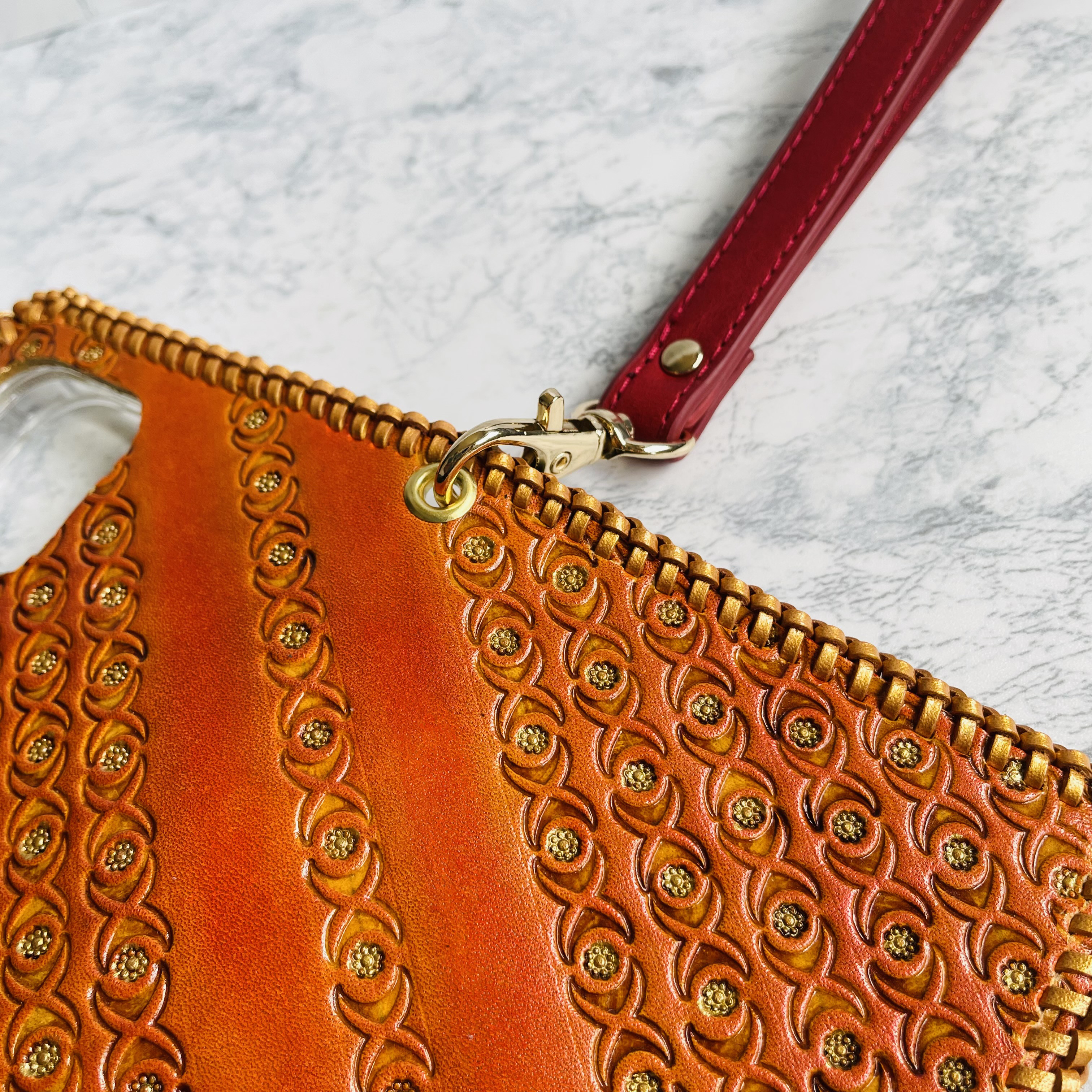 本革スマホケース