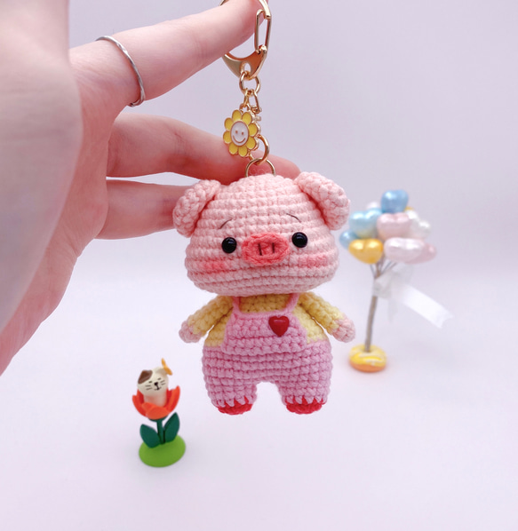 受注作製】ブタちゃん ハンドメイド あみぐるみ キーホルダー付 受注作製】ブタちゃん ハンドメイド あみぐるみ キーホルダー付
