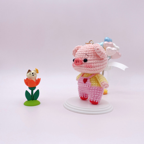 受注作製】ブタちゃん ハンドメイド あみぐるみ キーホルダー付