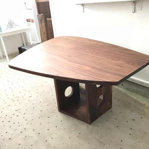 広葉樹154x113cm無垢材変形テーブル(M21type) ダイニング 広葉樹154x113cm無垢材変形テーブル(M21type) ダイニング