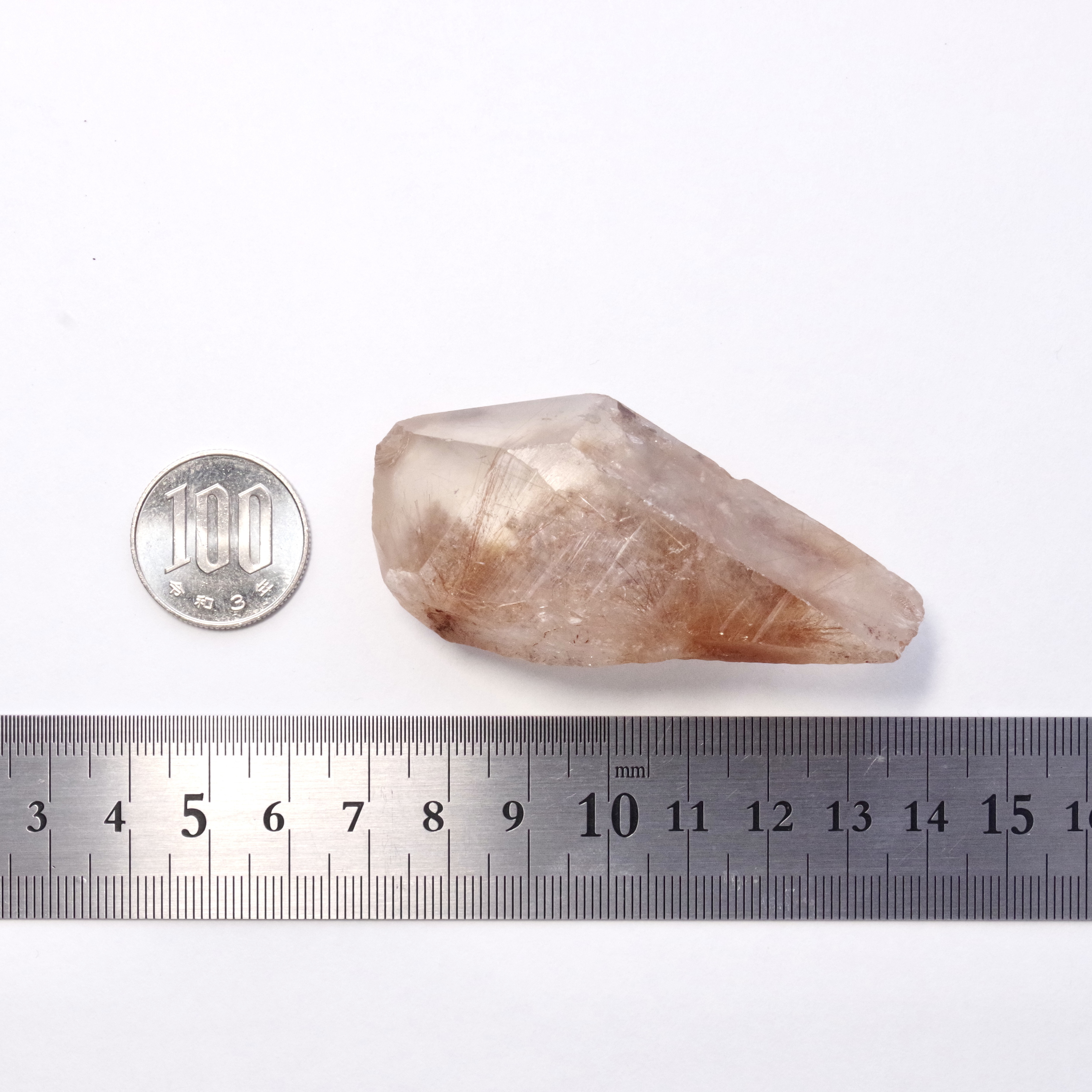 ブラジル産ルチルクォーツ 【一点物】 原石 鉱物 天然石 (No.1476)