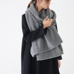 秋冬3way大人の高級メルトンフリースストール／ストールにもアウターにもブランケットにも使い方色々／グレー 9枚目の画像
