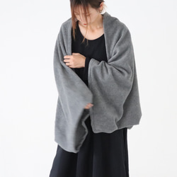 秋冬3way大人の高級メルトンフリースストール／ストールにもアウターにもブランケットにも使い方色々／グレー 6枚目の画像