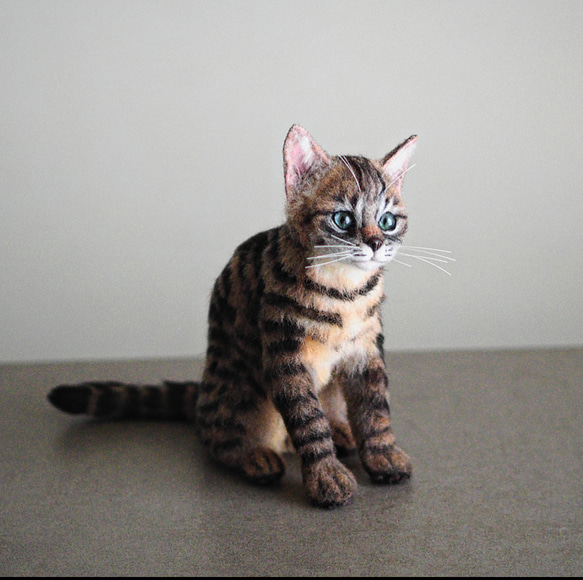 羊毛フェルト　ハンドメイド　キジトラ　子猫　猫　ねこ 3枚目の画像