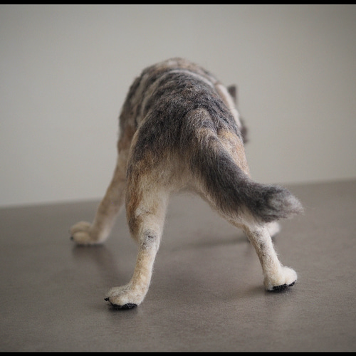 羊毛フェルト ハンドメイド 灰色オオカミ 狼 ウルフドッグ 羊毛