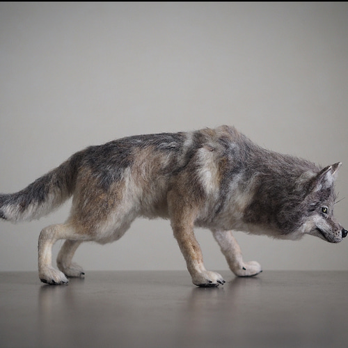羊毛フェルト ハンドメイド 灰色オオカミ 狼 ウルフドッグ 羊毛