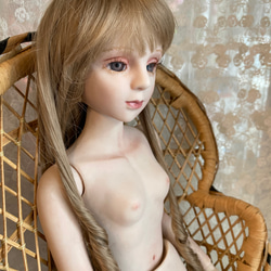 創作球体関節ビスクドール人形　栗色の髪の白いアンティーク調ロングドレスの女の子 15枚目の画像