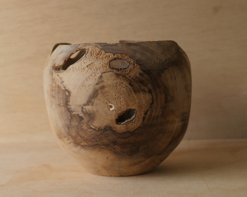 天然木の壺/鬼胡桃/直径13*高さ12cm/花器 お椀・ボウル・鉢 スーパー生