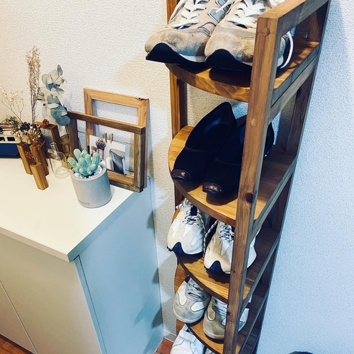 杉無垢材のコーナーラック シューズラックとしても使えます◎ 棚