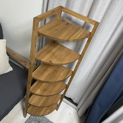 杉無垢材のコーナーラック シューズラックとしても使えます◎ 棚