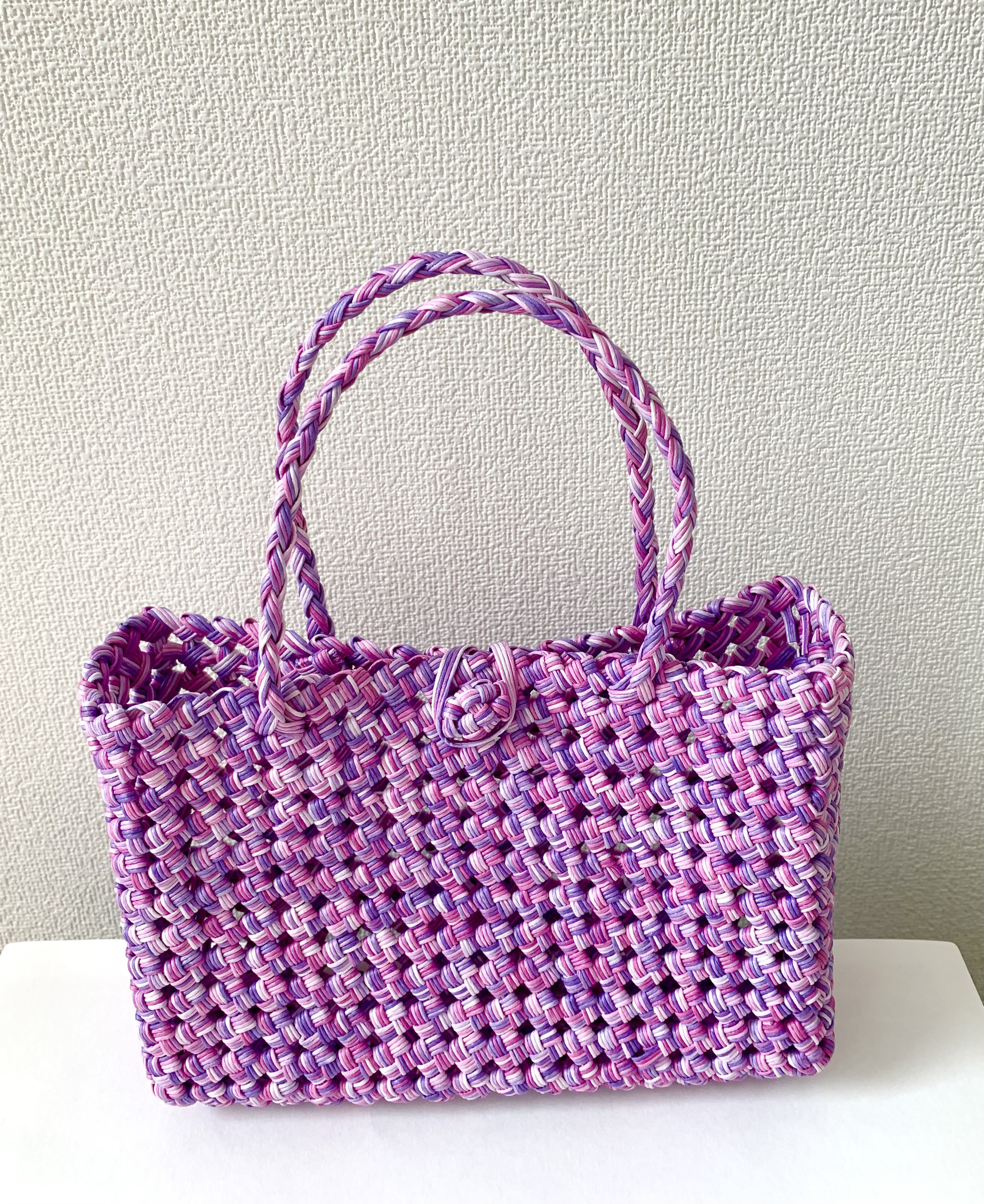 四つ畳み編みかごバック