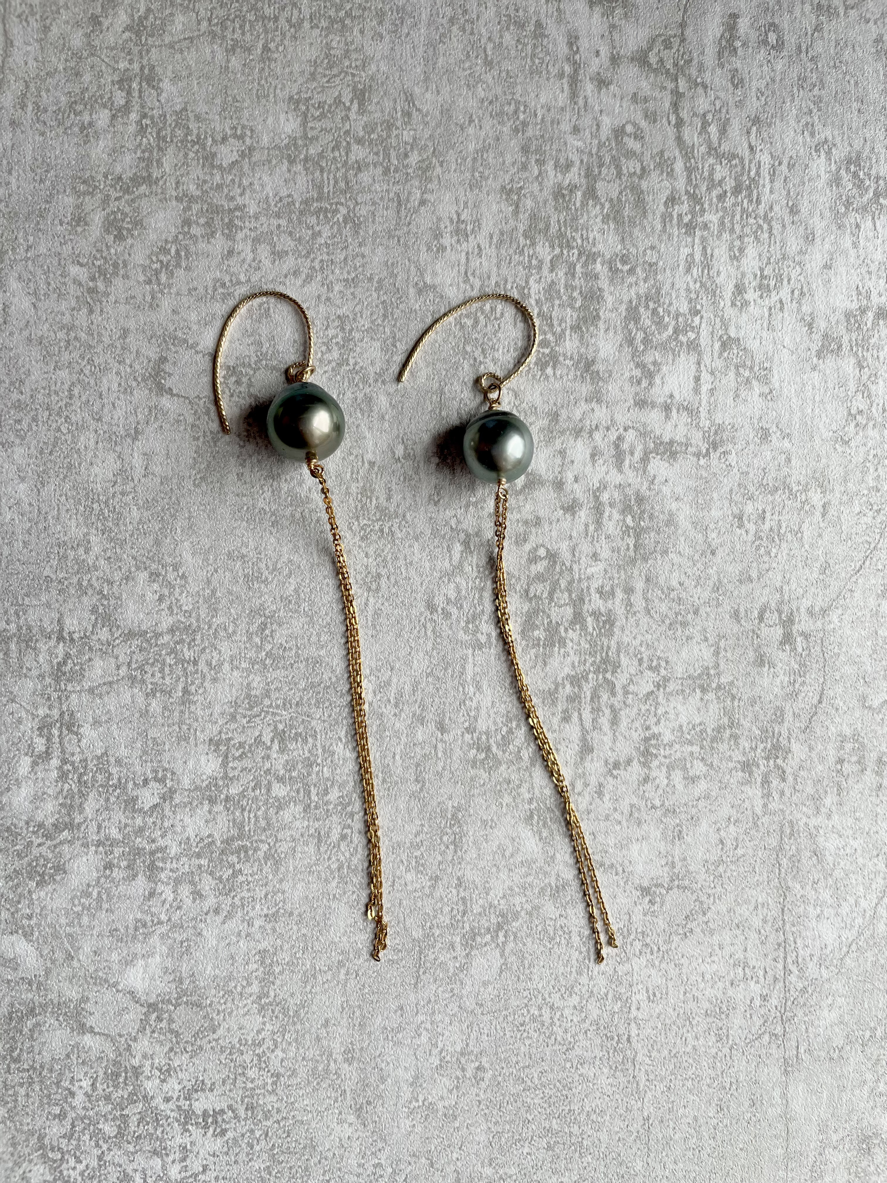 南洋真珠のピアス　14kgf