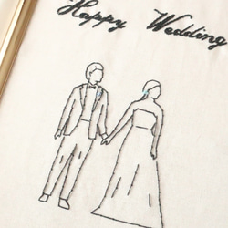 【名前入れ無料】刺繍のウェルカムボード(洋装・Happy Wedding) 2枚目の画像