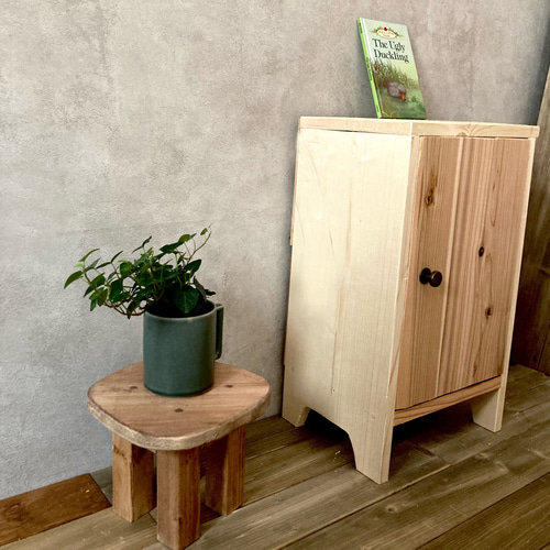 ヴィンテージ 木製サイドテーブル 扉収納付き 2 北欧ヴィンテージ風V