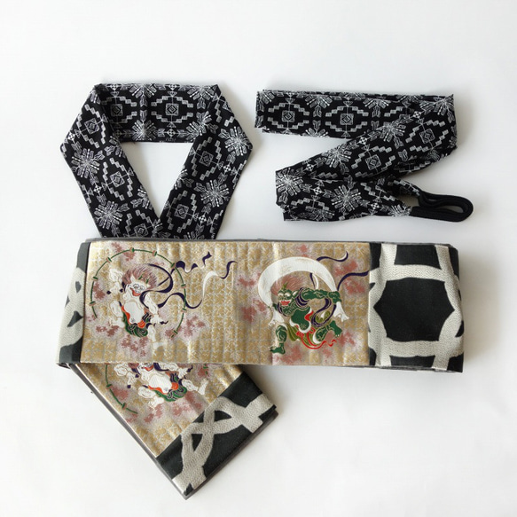 風神雷神の半幅帯 金襴と輸入生地 & 黒綿刺繍レース 帯揚げ風 三重仮紐