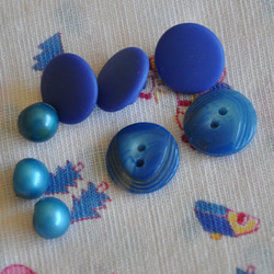 pe様カスタマイズ【仏ヴィンテージ】ブルーのボタンたち*7個セット 3枚目の画像