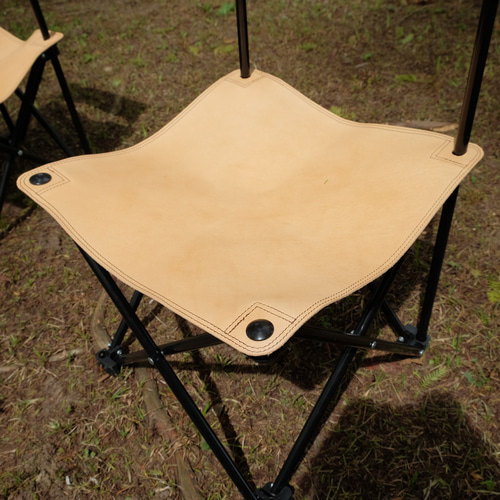 ハンドメイド　自家製オイルレザーのアウトドアチェア Lサイズ 自家製オイルレザーのアウトドアチェア L・Sサイズ 椅子