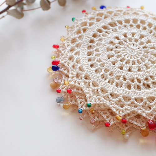 人気No.1✨】11cmマルチカラー ビーズの縁取り レース編み ドイリー