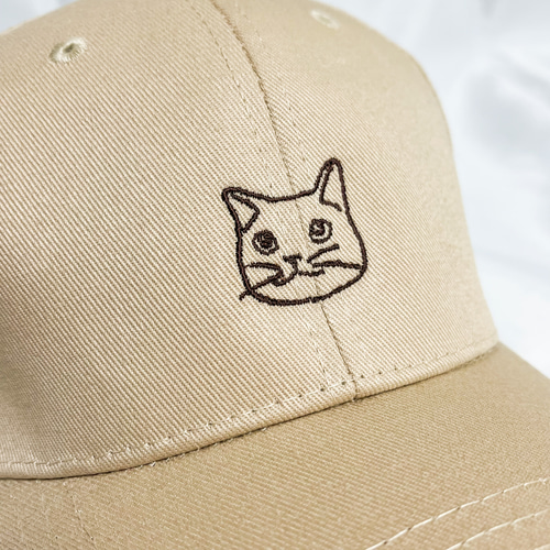 猫ちゃんの刺繍入り コットンキャップ シンプルデザイン 帽子