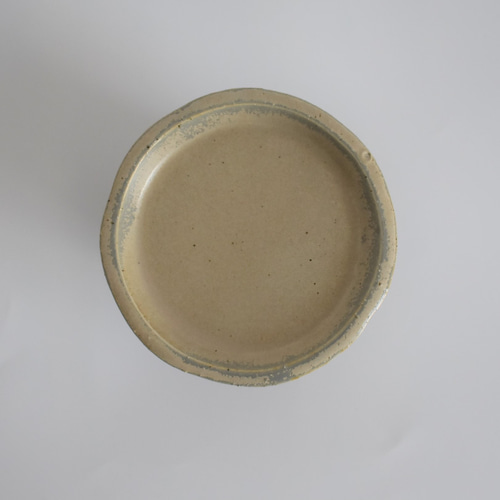 高めの高台がついた丸い小皿(小さめコンポート皿) 白御影土×白鼠結晶釉  