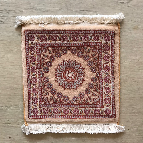 ちょっとですが更に値下げしました】○送料無料○ペルシャ絨毯 