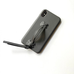 iphone13 14pro 本革　レザー　ハンド付き☆イニシャルが入れられる　IPHONEケース 3枚目の画像