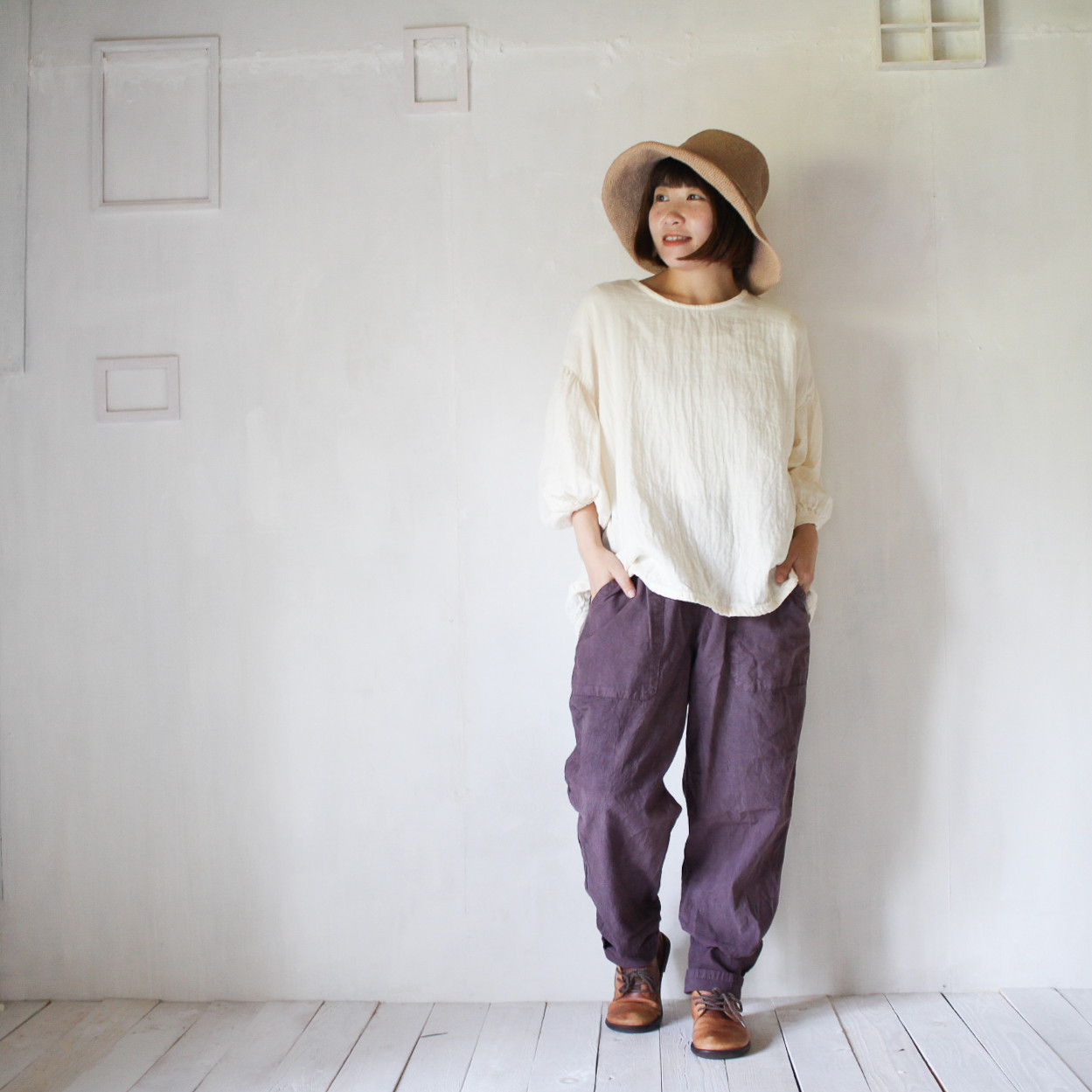 iroha /木綿テーパードパンツ/草木染め 【紅藤色】