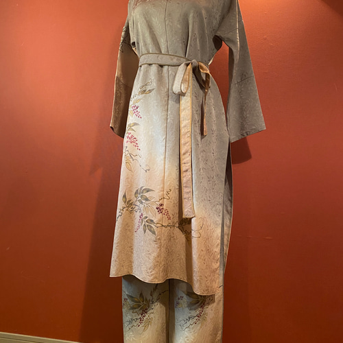 着物リメイク 訪問着リメイク チュニックとワイドパンツのセットアップ