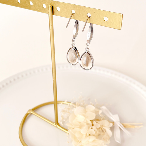 オーダーメイド】うちの子の小さなフェザーイヤリング／ピアス