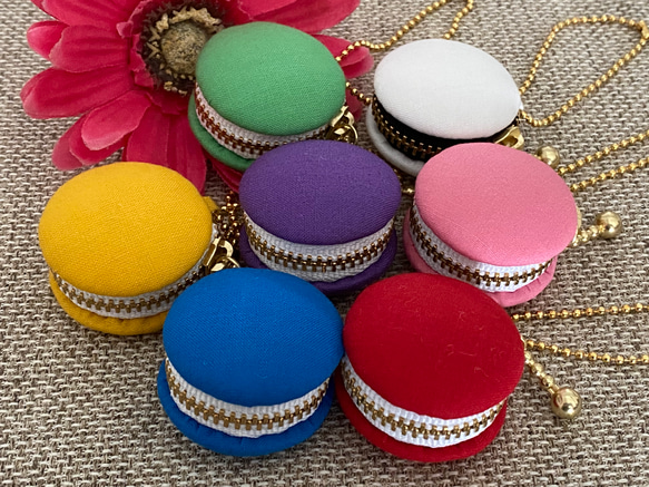 【Creema限定】直径３．５センチ 単色マカロンポーチ 2枚目の画像