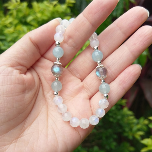 Kaya様✴︎ラブラドライト.ピーチムーン.ブルーライラックカービング＊チャーム Kaya様✴︎ラブラドライト.ピーチムーン.ブルーライラックカービング