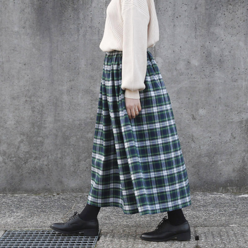 上品で大人な色合い タータンチェック ギャザースカート（ドレス