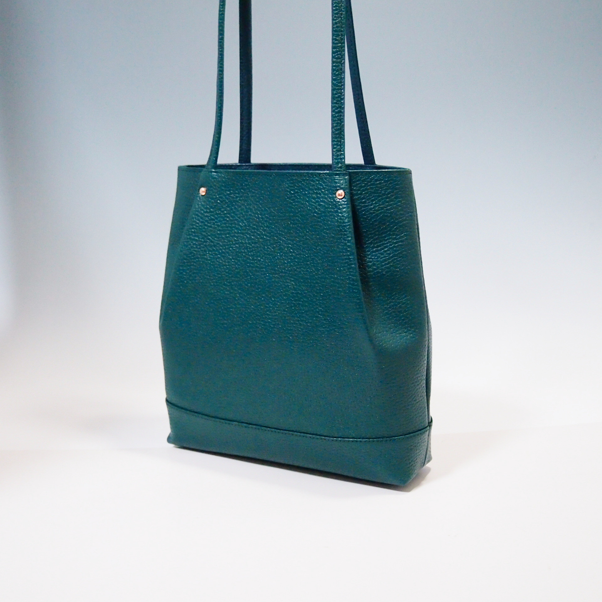 ★5,000円引き★本革★日本製★ミニ・トートバッグ★ブルーグリーン★スマホ・ポケット★肩掛け・手提げ可★タブレット