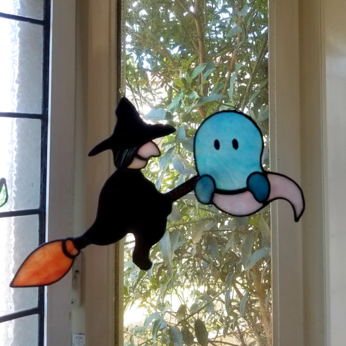 ステンドグラス　ハロウィンモチーフのモビール(バラ売りも可) ステンドグラス ハロウィンモチーフのモビール(バラ売りも可